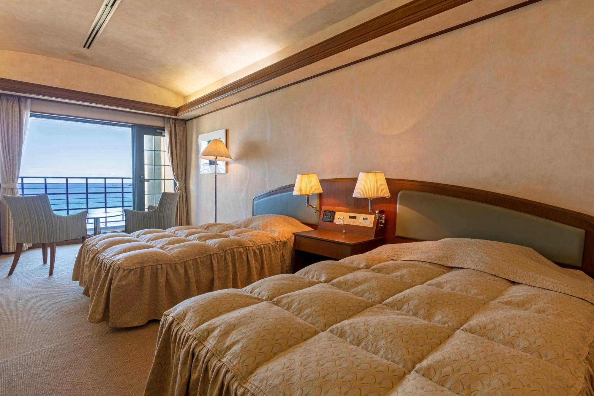 Hotel Riviera Shishikui Каййо Екстер'єр фото